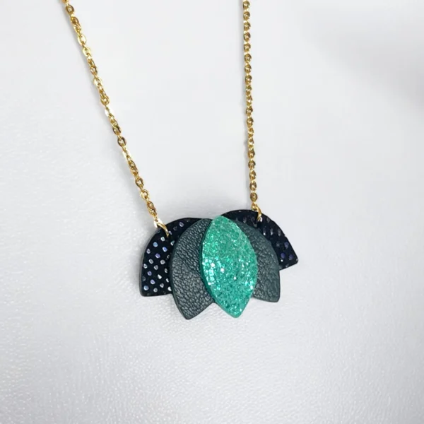 Collier cuir Lotus