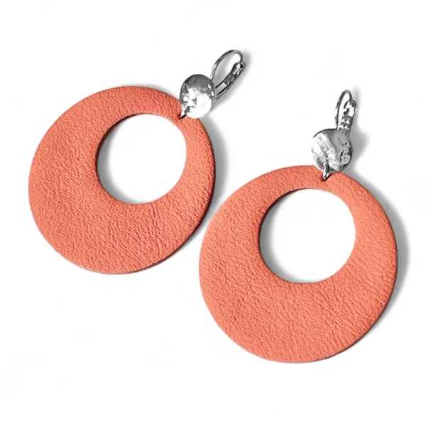 Boucles cuir Zoa argentées