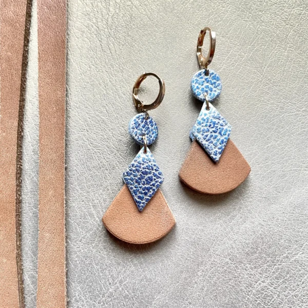 Boucles d'oreilles cuir Thémis